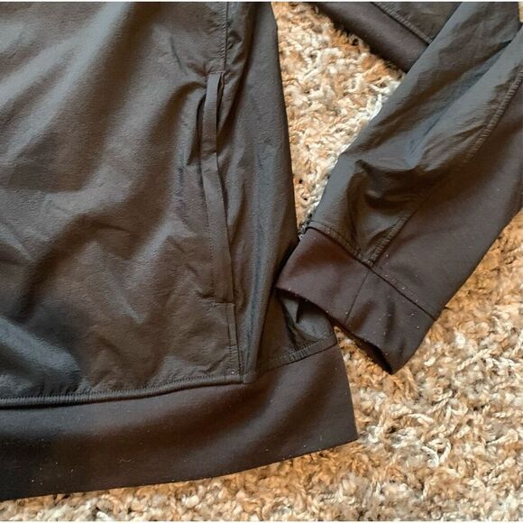 54- Lululemon black ALL THE RANGE LONG SLEEVE wind proof Shirt TOP men sz M - Picture 3 of 6